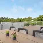 بيت للعطل 2 Bedroom Awesome In Vemb