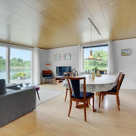 2 Bedroom Awesome In