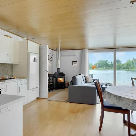 2 Bedroom Awesome In *