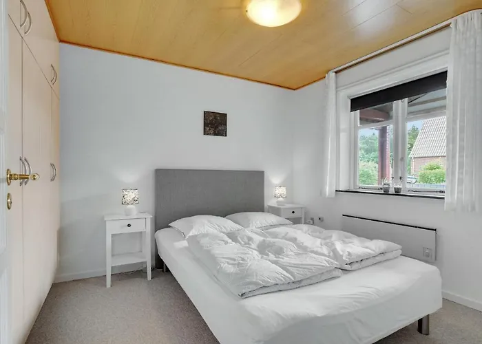 2 Bedroom Awesome In