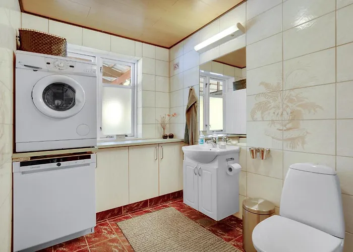 2 Bedroom Awesome In * Vemb